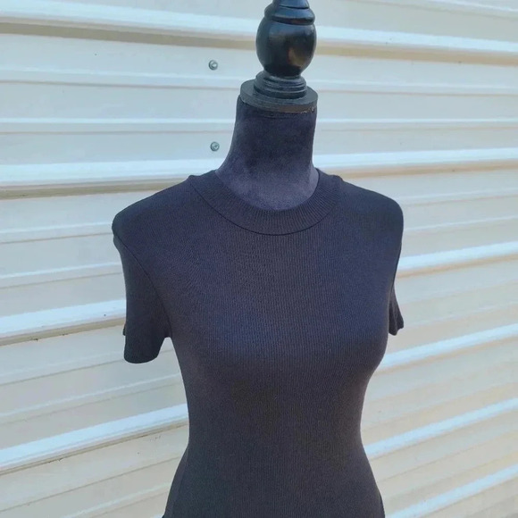 Marci Women's Bodysuit Sz S Black Stretch Ribbed Short Sleeve Sleeve Rayon Snap - Picture 2 of 10